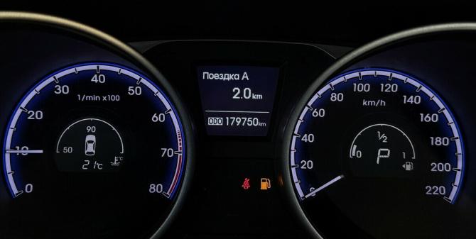 Hyundai ix35 I с пробегом 2012 года, цена 1 195 000 рублей, 179750 км, внедорожник, Автокод Объявления