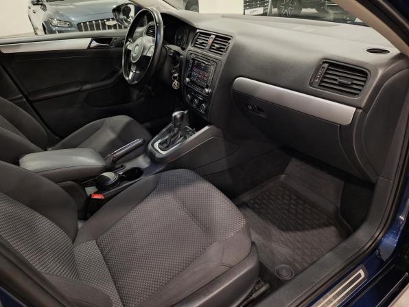 Volkswagen Jetta VI с пробегом 2012 года, цена 1 150 000 рублей, 107082 км, седан, Автокод Объявления