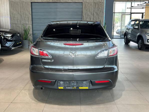 Mazda 3 II (BL) Рестайлинг с пробегом 2011 года, цена 750 000 рублей, 262000 км, седан, Автокод Объявления