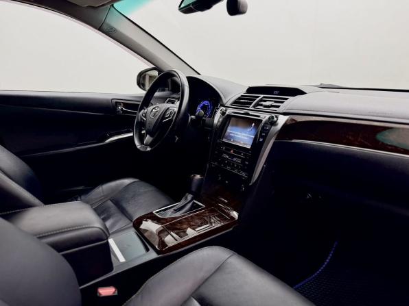 Toyota Camry VII (XV50) Рестайлинг с пробегом 2017 года, цена 2 450 000 рублей, 117473 км, седан, Автокод Объявления