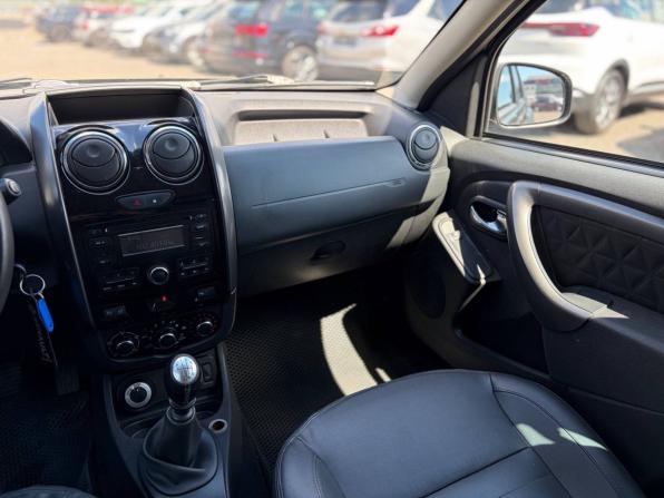 Renault Duster I Рестайлинг с пробегом 2015 года, цена 1 005 000 рублей, 176727 км, внедорожник, Автокод Объявления