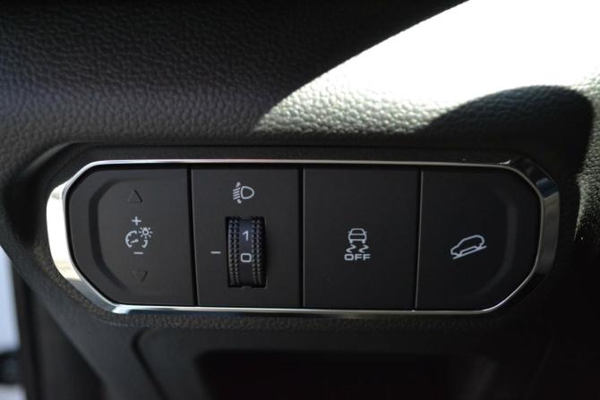 Haval Jolion I Рестайлинг с пробегом 2024 года, цена 2 030 000 рублей, 22575 км, внедорожник, Автокод Объявления