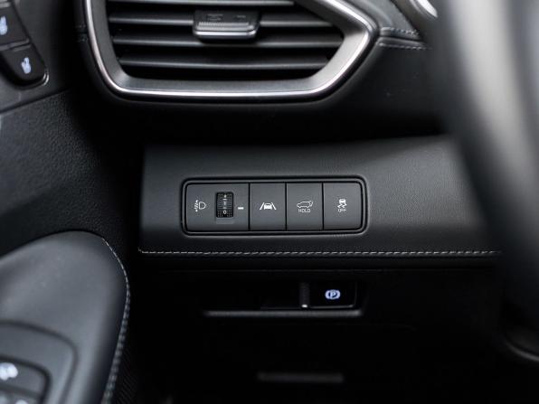 Hyundai Santa Fe IV Рестайлинг с пробегом 2021 года, цена 3 735 200 рублей, 67850 км, внедорожник, Автокод Объявления
