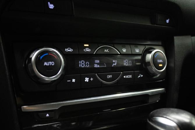 Mazda 6 III (GJ) Рестайлинг с пробегом 2015 года, цена 1 539 000 рублей, 237236 км, седан, Автокод Объявления