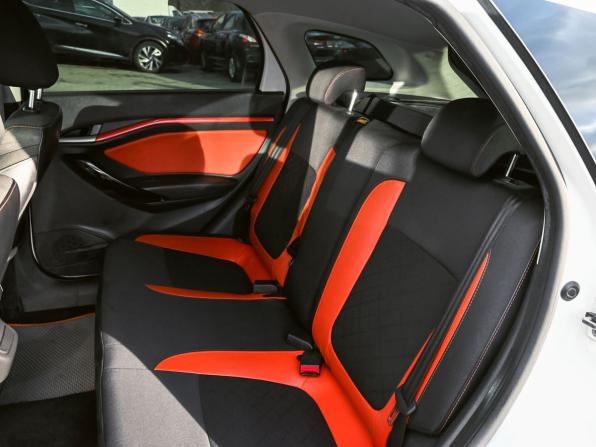 Lada (ВАЗ) Vesta I с пробегом 2020 года, цена 979 000 рублей, 135715 км, универсал, Автокод Объявления