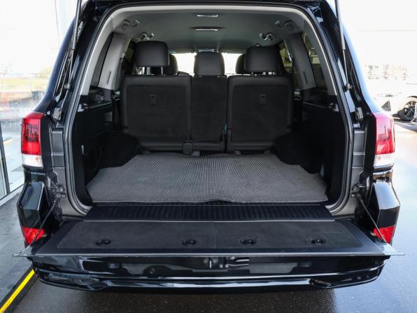 Toyota Land Cruiser 200 Series Рестайлинг 2 с пробегом 2019 года, цена 7 250 000 рублей, 118000 км, внедорожник, Автокод Объявления