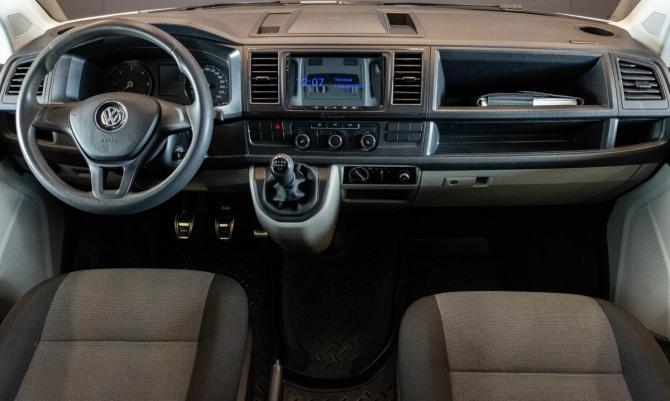 Volkswagen Transporter T6 с пробегом 2018 года, цена 2 499 000 рублей, 247300 км, минивэн, Автокод Объявления