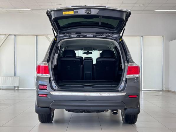 Toyota Highlander II (XU40) Рестайлинг с пробегом 2010 года, цена 2 190 000 рублей, 102444 км, внедорожник, Автокод Объявления