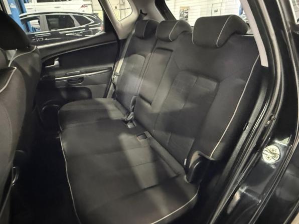 Kia Venga I с пробегом 2012 года, цена 915 000 рублей, 102445 км, компактвэн, Автокод Объявления