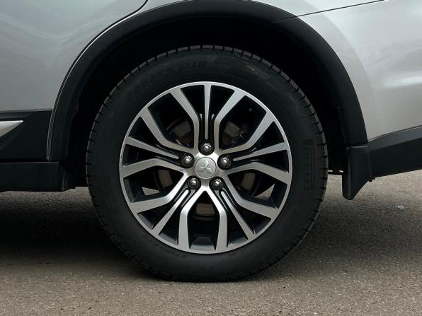 Mitsubishi Outlander III Рестайлинг 2 с пробегом 2018 года, цена 1 922 500 рублей, 164156 км, внедорожник, Автокод Объявления