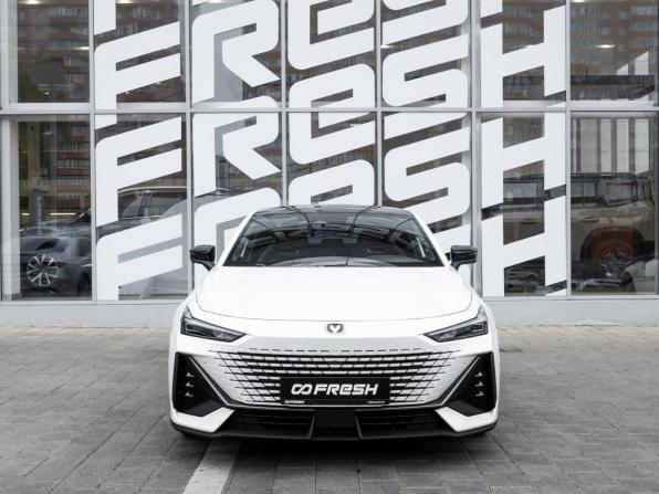 Changan UNI-V I с пробегом 2024 года, цена 2 457 000 рублей, 7992 км, лифтбек, Автокод Объявления