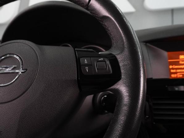 Opel Astra H Рестайлинг с пробегом 2011 года, цена 699 000 рублей, 111496 км, хэтчбек, Автокод Объявления