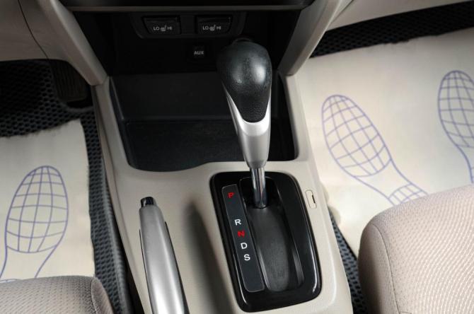 Honda Civic IX с пробегом 2012 года, цена 1 299 000 рублей, 280000 км, седан, Автокод Объявления