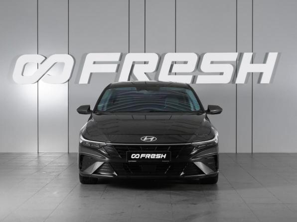 Hyundai Elantra VII (CN7) Рестайлинг с пробегом 2024 года, цена 2 129 000 рублей, 41509 км, седан, Автокод Объявления