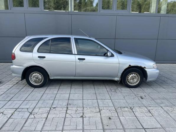 Nissan Pulsar V (N15) с пробегом 2000 года, цена 180 000 рублей, 265000 км, хэтчбек, Автокод Объявления
