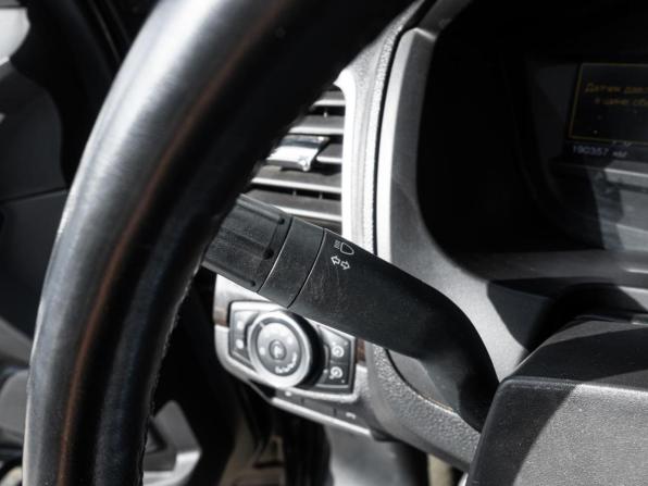 Ford Explorer V с пробегом 2013 года, цена 1 396 000 рублей, 190357 км, внедорожник, Автокод Объявления