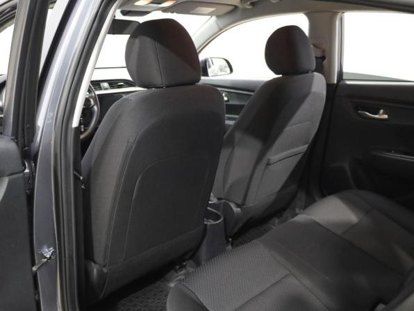 Kia Rio IV Рестайлинг с пробегом 2021 года, цена 1 789 000 рублей, 61181 км, хэтчбек, Автокод Объявления