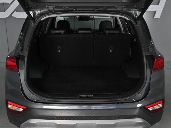 Hyundai Santa Fe IV с пробегом 2018 года, цена 2 519 000 рублей, 174798 км, внедорожник, Автокод Объявления