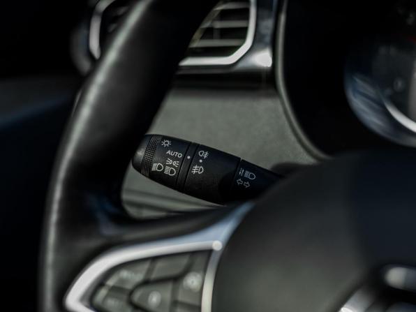 Renault Arkana I с пробегом 2019 года, цена 1 445 000 рублей, 93308 км, внедорожник, Автокод Объявления