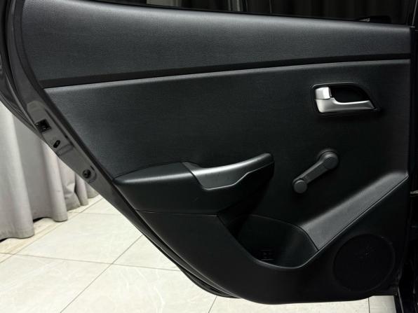 Kia Rio III Рестайлинг с пробегом 2015 года, цена 999 999 рублей, 98234 км, седан, Автокод Объявления