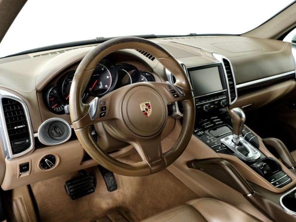 Porsche Cayenne II (958) с пробегом 2014 года, цена 2 598 000 рублей, 252538 км, внедорожник, Автокод Объявления