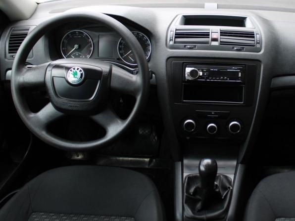 Skoda Octavia II (A5) Рестайлинг с пробегом 2011 года, цена 459 000 рублей, 229216 км, лифтбек, Автокод Объявления