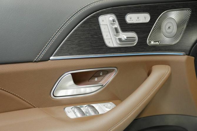 Новый Mercedes-Benz GLE II (V167) Рестайлинг 2026 года, цена 13 950 000 рублей, внедорожник, Автокод Объявления