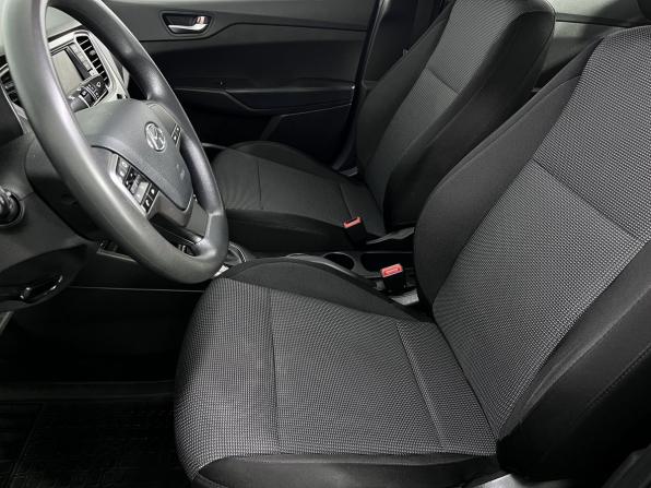 Hyundai Solaris II Рестайлинг с пробегом 2021 года, цена 1 450 000 рублей, 105000 км, седан, Автокод Объявления