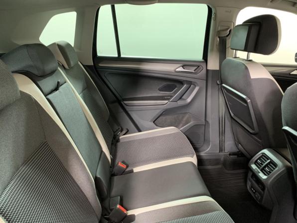 Volkswagen Tiguan II с пробегом 2018 года, цена 2 140 000 рублей, 189350 км, внедорожник, Автокод Объявления