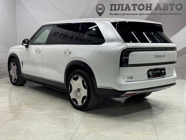 Новый Zeekr 9X 2025 года, цена 10 499 000 рублей, внедорожник, Автокод Объявления