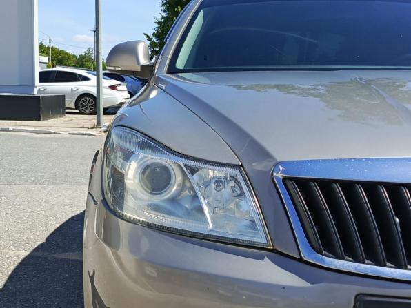 Skoda Octavia II (A5) Рестайлинг с пробегом 2011 года, цена 690 000 рублей, 288523 км, лифтбек, Автокод Объявления