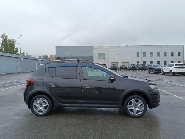 Renault Sandero II с пробегом 2015 года, цена 763 000 рублей, 132012 км, хэтчбек, Автокод Объявления