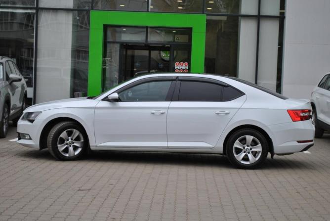 Skoda Superb III с пробегом 2019 года, цена 1 849 000 рублей, 61454 км, лифтбек, Автокод Объявления