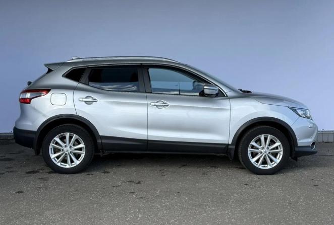 Nissan Qashqai II с пробегом 2017 года, цена 1 725 000 рублей, 89244 км, внедорожник, Автокод Объявления