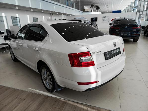 Skoda Octavia III (A7) с пробегом 2015 года, цена 960 000 рублей, 248023 км, лифтбек, Автокод Объявления