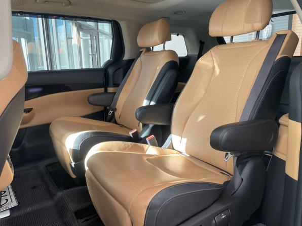 Kia Carnival IV с пробегом 2020 года, цена 3 749 000 рублей, 105000 км, минивэн, Автокод Объявления