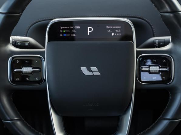 Li Auto (Lixiang) L6 I с пробегом 2024 года, цена 5 850 000 рублей, 26517 км, внедорожник, Автокод Объявления
