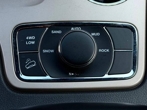 Jeep Grand Cherokee IV (WK2) Рестайлинг с пробегом 2013 года, цена 2 319 000 рублей, 126357 км, внедорожник, Автокод Объявления