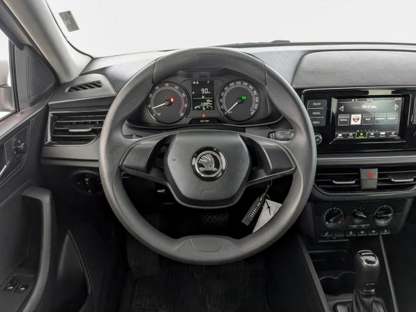 Skoda Rapid II с пробегом 2021 года, цена 1 225 000 рублей, 216592 км, лифтбек, Автокод Объявления