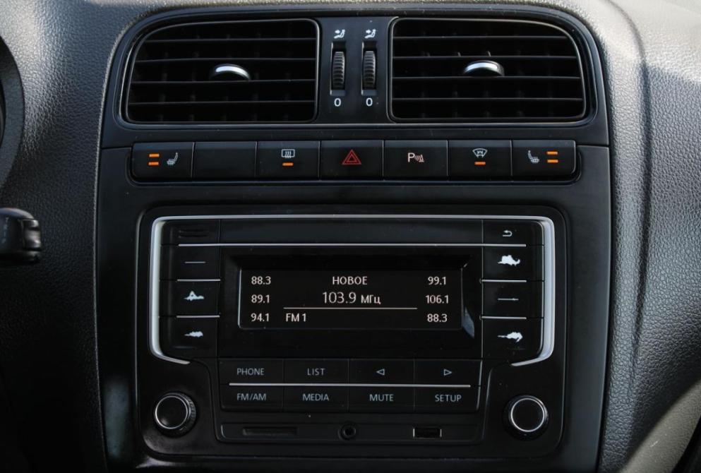 Volkswagen Polo V Рестайлинг Саратов  - изображение 18