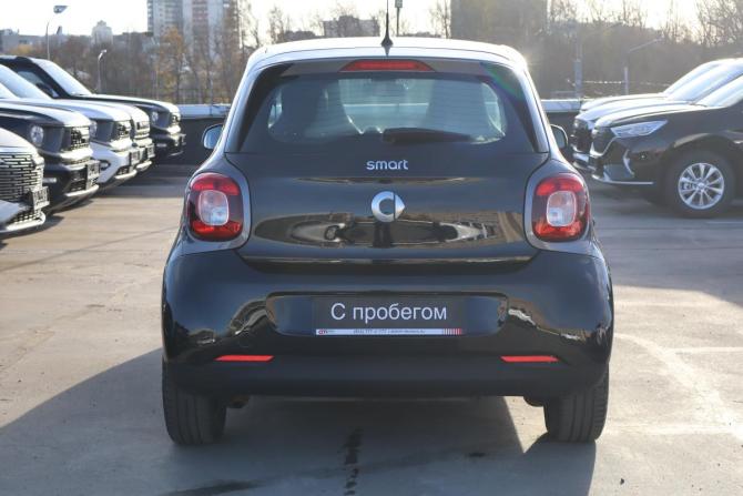 Smart Forfour II с пробегом 2016 года, цена 1 099 000 рублей, 54000 км, хэтчбек, Автокод Объявления