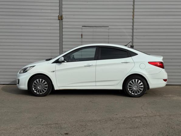 Hyundai Solaris I с пробегом 2013 года, цена 777 000 рублей, 181111 км, седан, Автокод Объявления