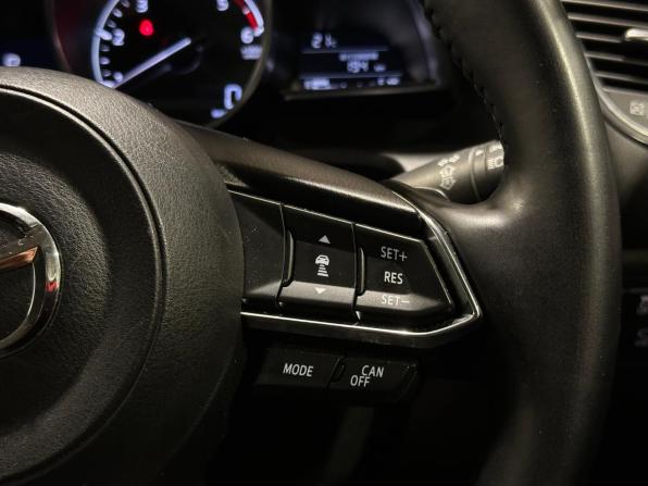 Mazda Axela III Рестайлинг с пробегом 2018 года, цена 1 470 000 рублей, 127849 км, хэтчбек, Автокод Объявления
