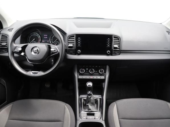 Skoda Karoq I с пробегом 2021 года, цена 2 399 000 рублей, 34717 км, внедорожник, Автокод Объявления