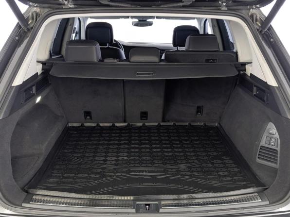 Volkswagen Touareg III с пробегом 2020 года, цена 6 399 000 рублей, 49910 км, внедорожник, Автокод Объявления