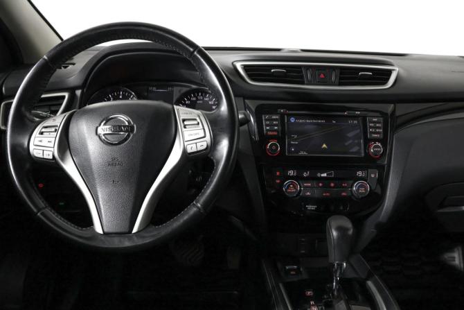 Nissan Qashqai II с пробегом 2017 года, цена 1 428 000 рублей, 115558 км, внедорожник, Автокод Объявления