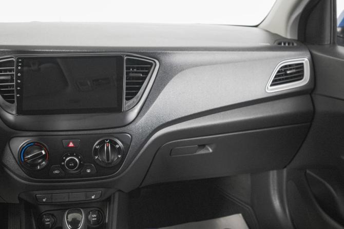 Hyundai Solaris II с пробегом 2019 года, цена 1 549 000 рублей, 52000 км, седан, Автокод Объявления