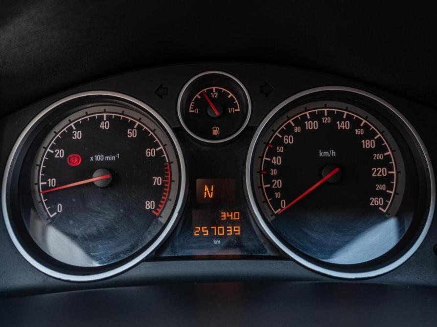 Opel Astra H Рестайлинг Краснодар  - изображение 15