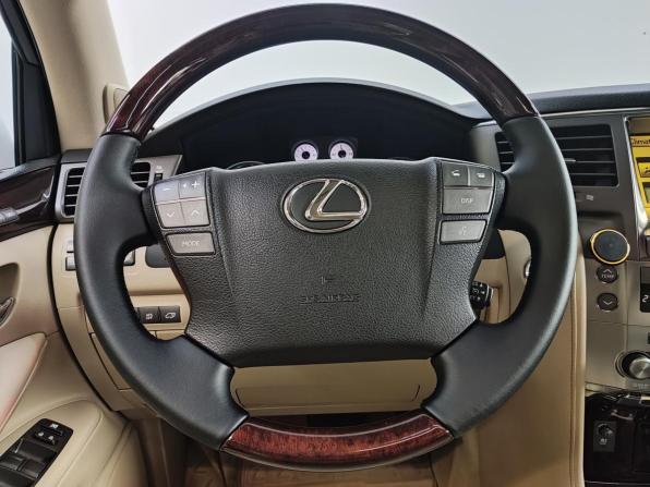 Lexus LX III с пробегом 2009 года, цена 3 200 000 рублей, 241516 км, внедорожник, Автокод Объявления