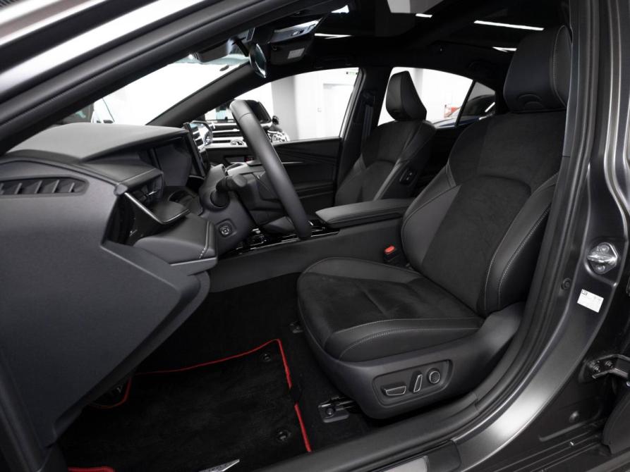 Toyota Camry IX (XV80) China Market Москва  - изображение 9
